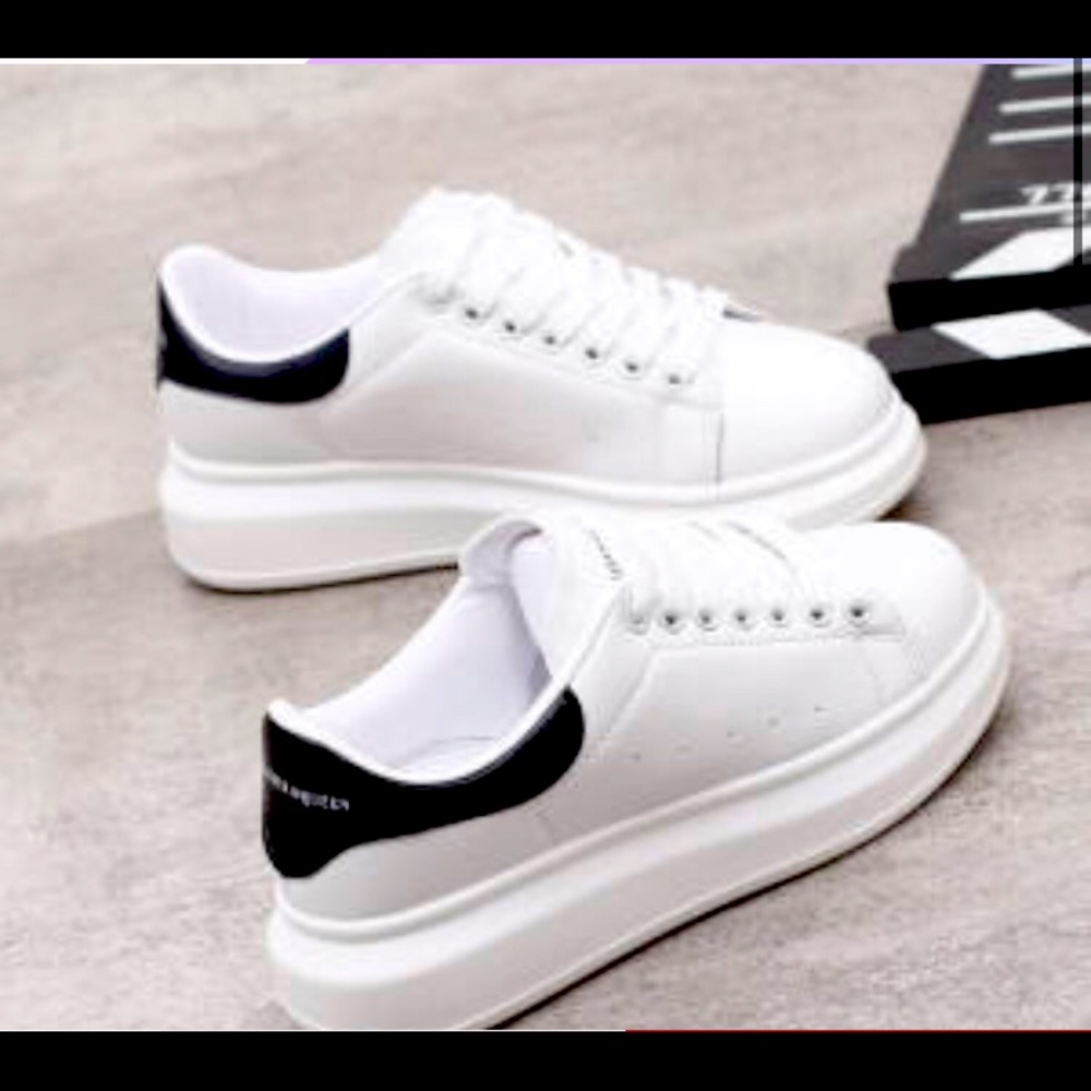 Hot White Men Sneakers Women